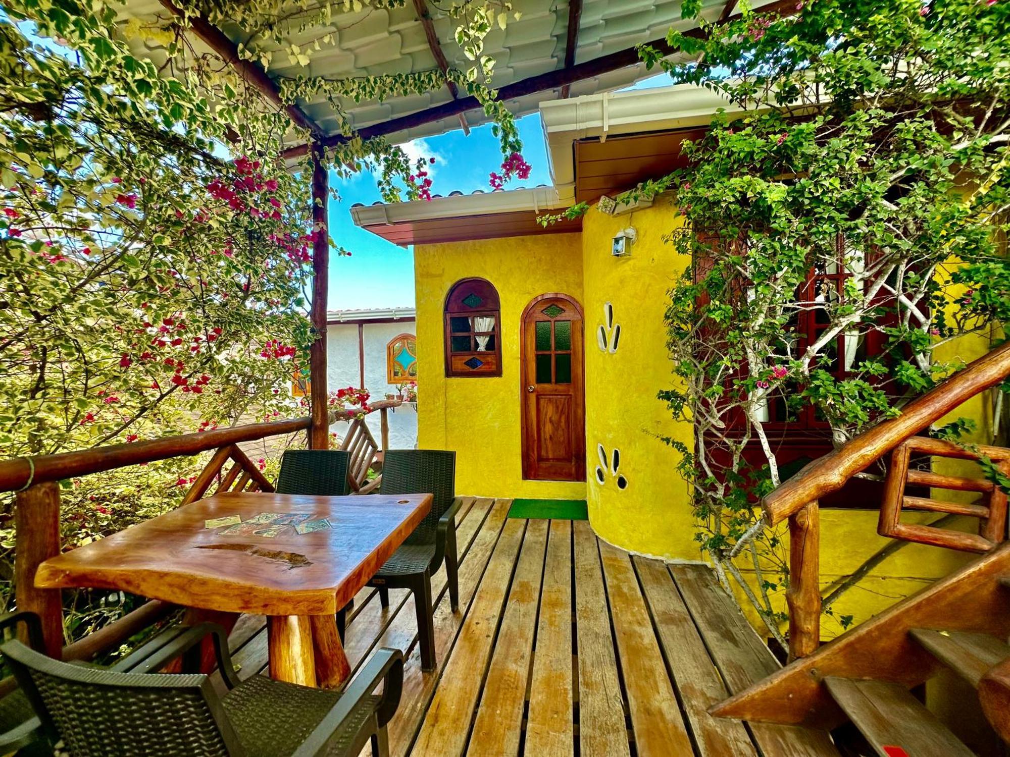 Casa Del House Apartahotel