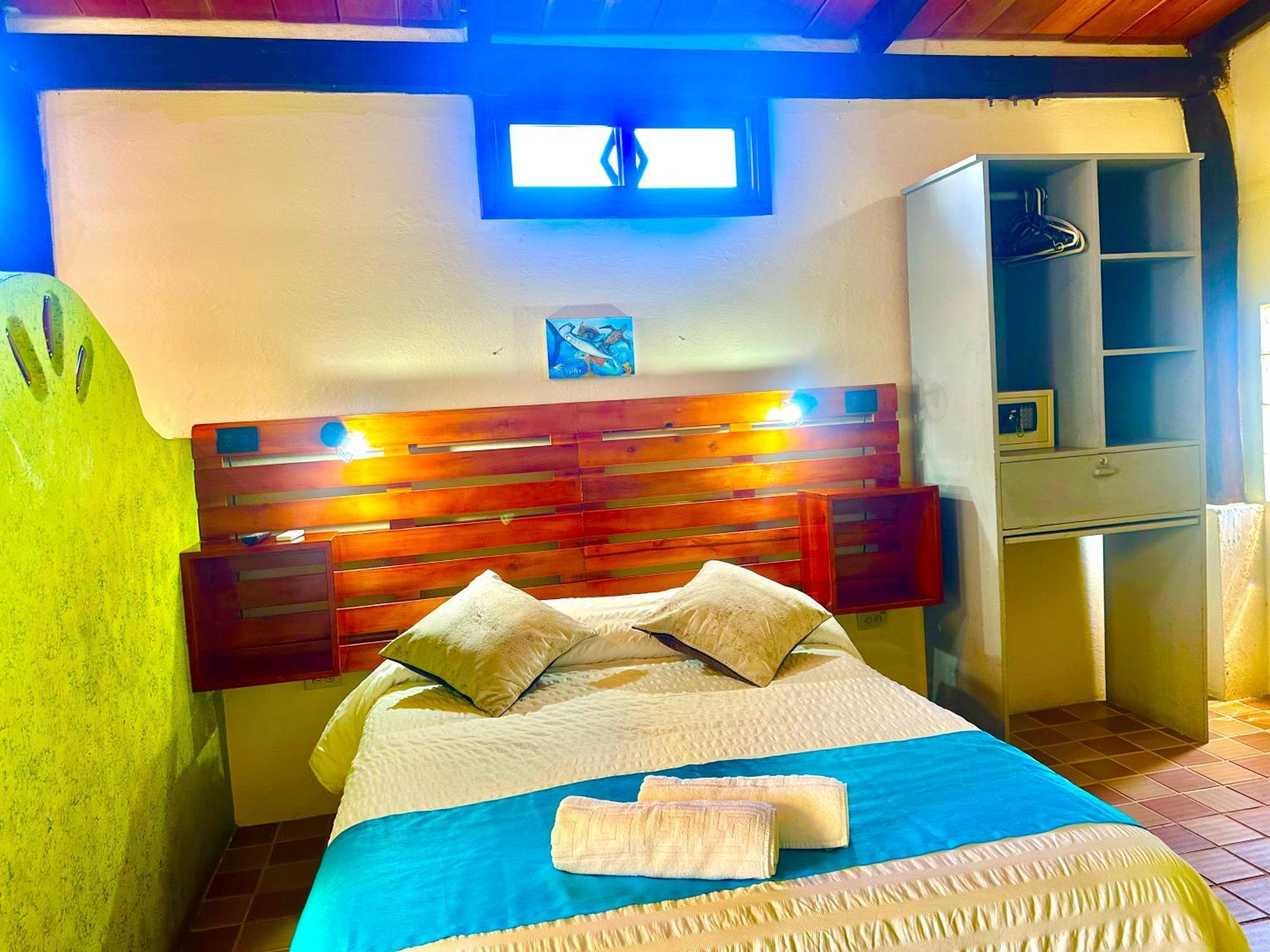 Apartahotel Casa Del House *